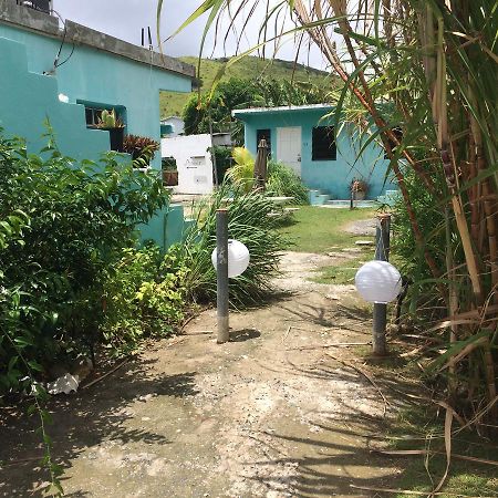 Vicky'S Keys Hostel Upper Prince's Quarter ภายนอก รูปภาพ