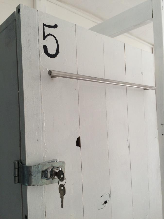 Vicky'S Keys Hostel Upper Prince's Quarter ภายนอก รูปภาพ